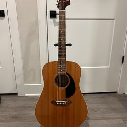 Fender Sonoran Stratocaster Guitar with Complete Gig and Practice Package