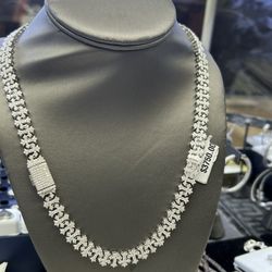 Silver Moissanite Necklace 