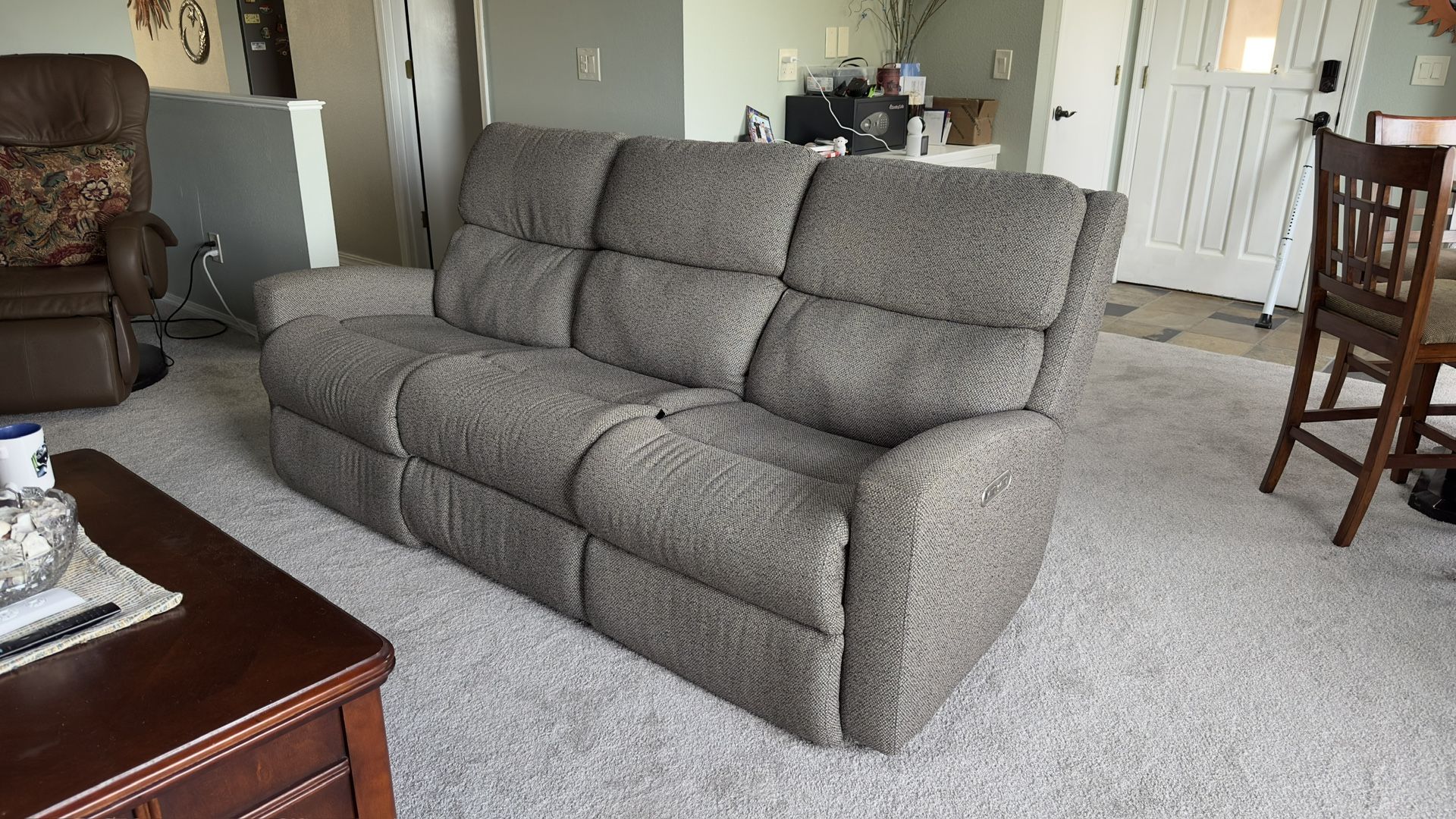 Electric Reclining Couch