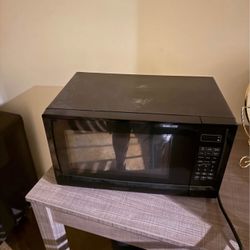 INSIGNIA MICROWAVE