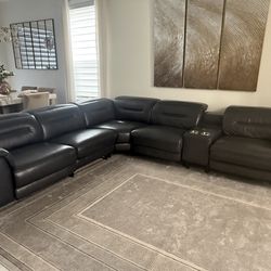Leather Sectional/Recliner