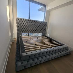 Billie Tufted Velvet Step Platform Bed