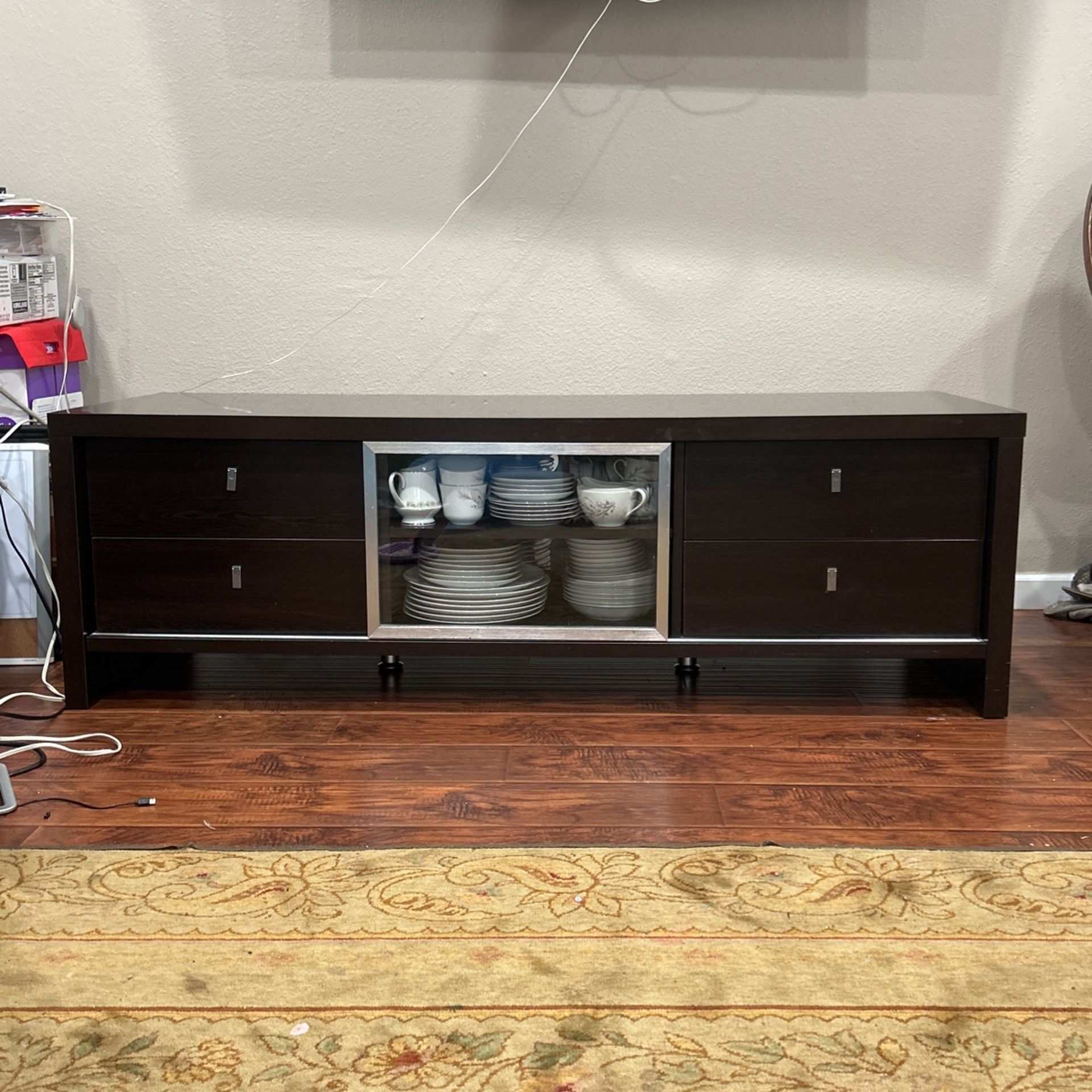 Scandinavian Design Console Table/Sideboard