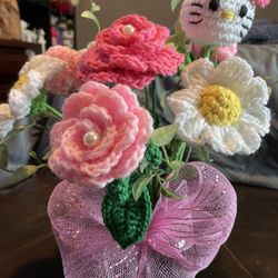 Bonito Areglo De Flores A Crochet A Buen Precio A $60