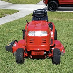 2006 Troy-Bilt 50” Triple Blade Riding Mower