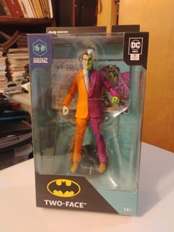 Mcfarlane DC Multiverse Two Face Figure