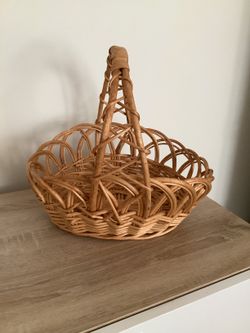 Vintage handmade basket with handle