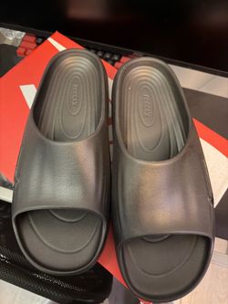 nike slides