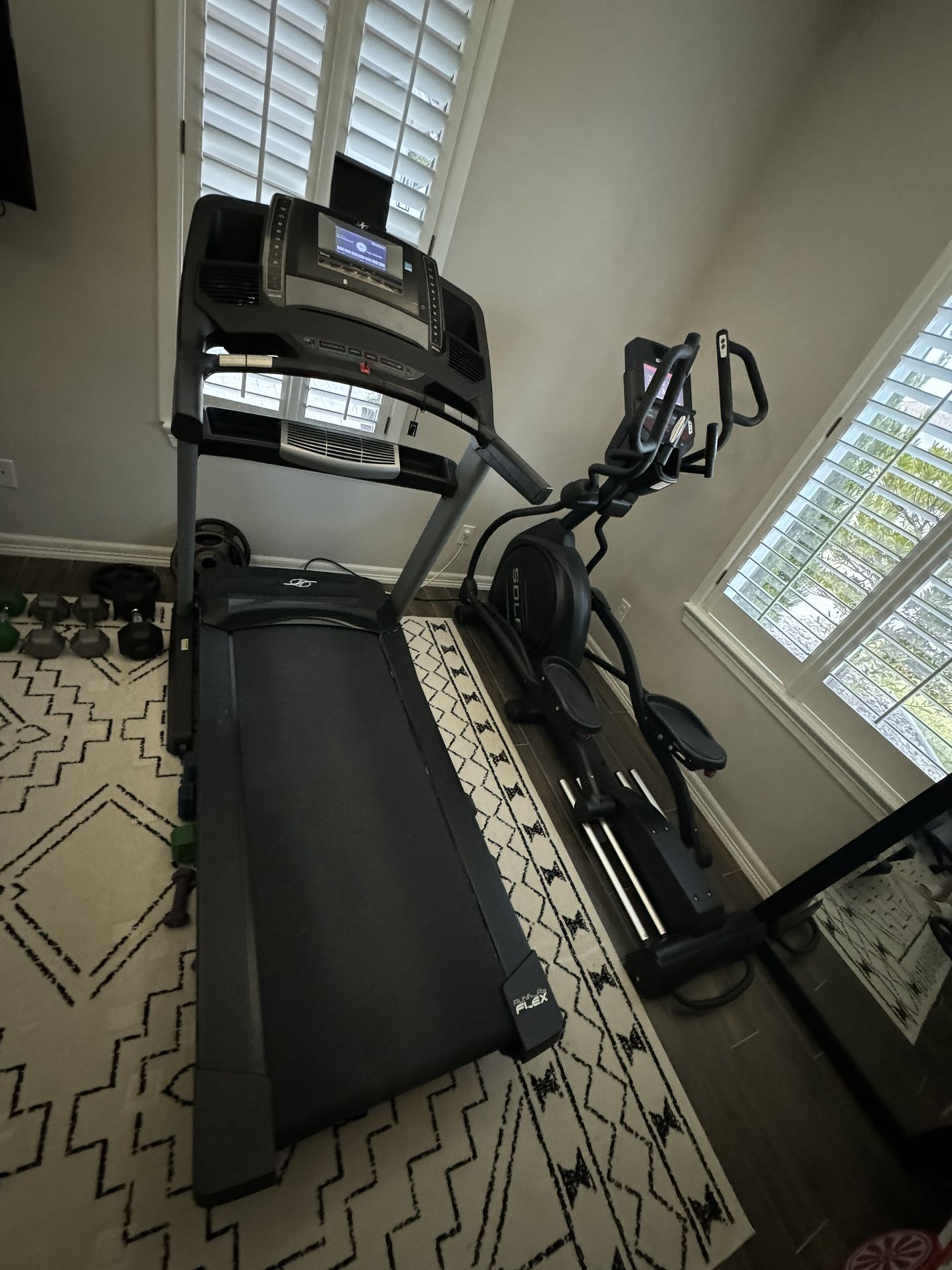 Sole E95 Elliptical Machine