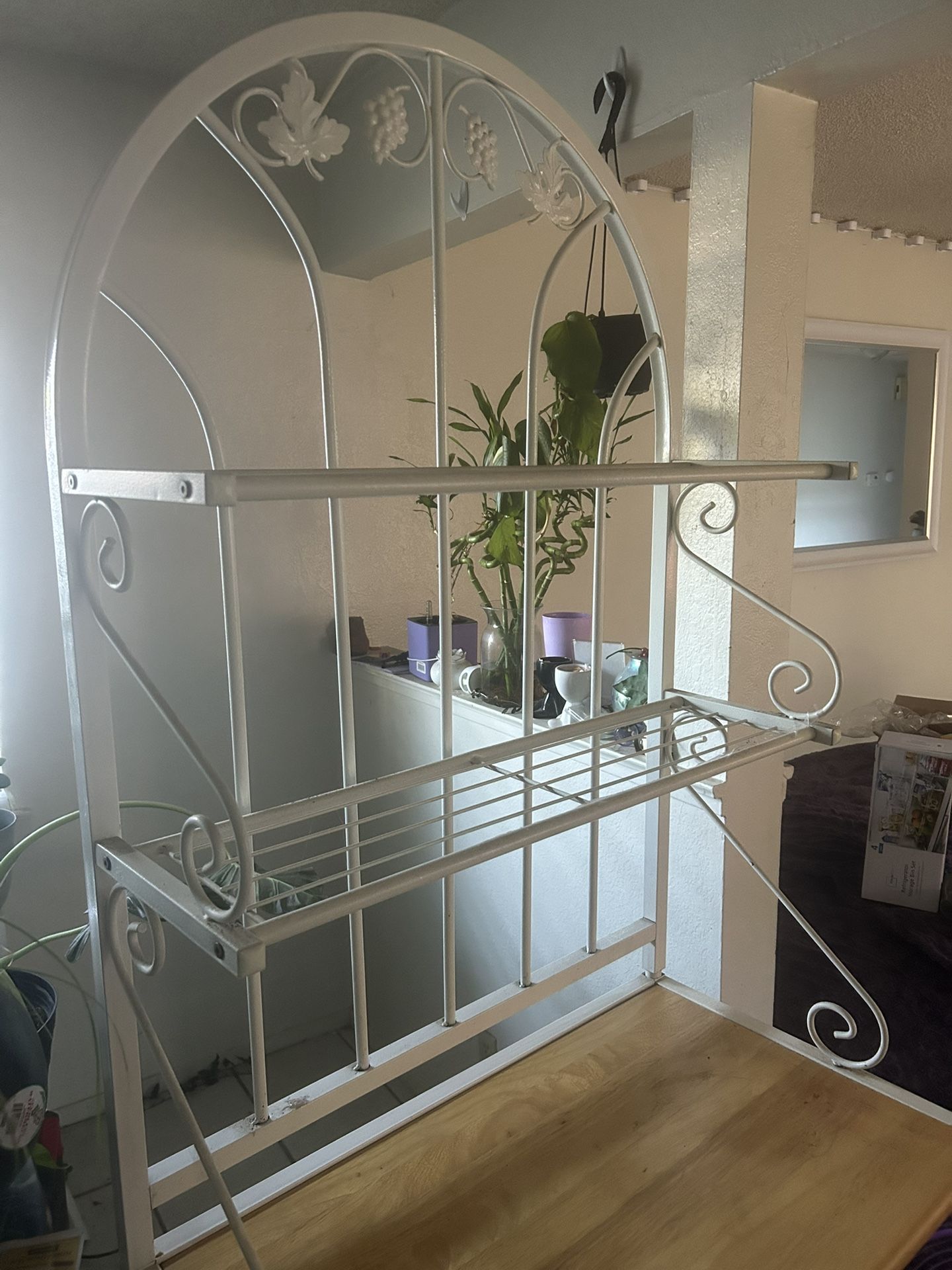 Lightly Used Bakers Rack
