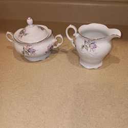 Vintage Sugar Bowl & Creamer Set