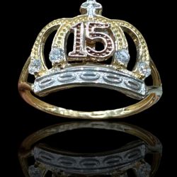 ANILLO XV AÑOS ORO 14K