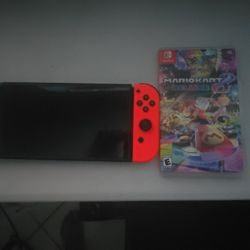 Nintendo Switch oled System With Mario kart 8 MINT!! 