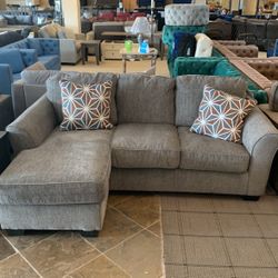 Brise Sofa Chaise Sleeper