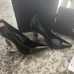 Ysl Pumps and clutch