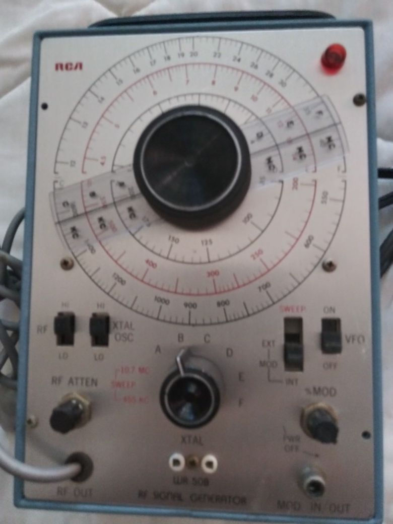 RCA WR-50B RF SIGNAL GENERATOR
