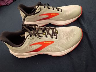 Brooks shoes