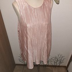 Sleeveless Blouse XL Used But In Great Shape,New Day  Pink.Non Smoking Home, No Damage.