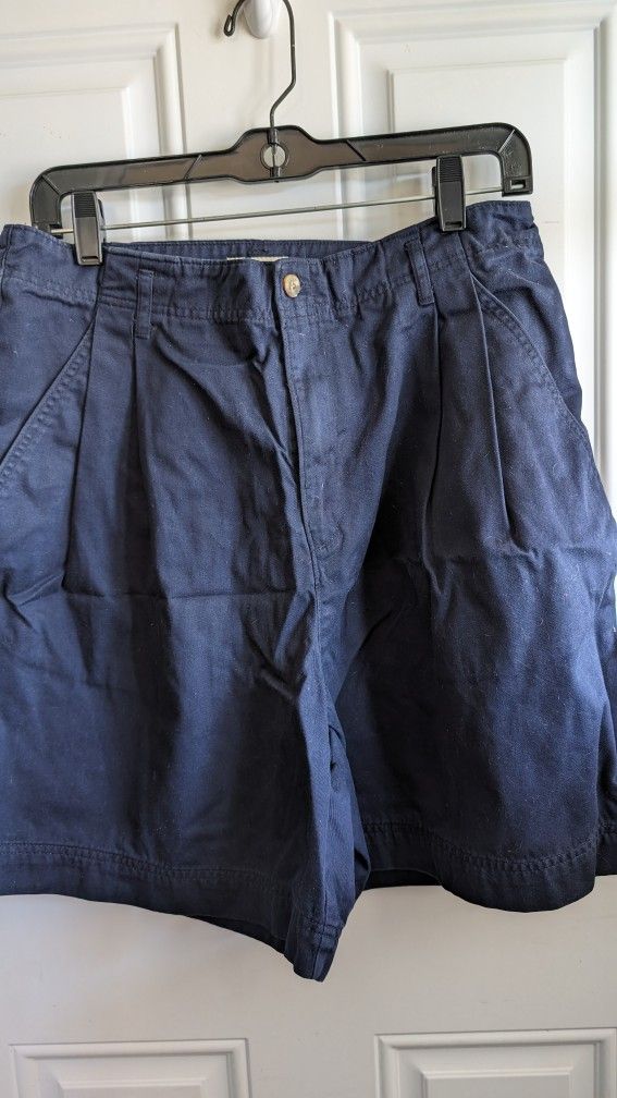 Womens St. John's Bay Shorts Dark Blue Plus 18W, 100% Cotton, Pleated Front, Elastic On The Sides, 2 Side, 1 Rear Pocket, Belt Loops, Waist 32-34, Len