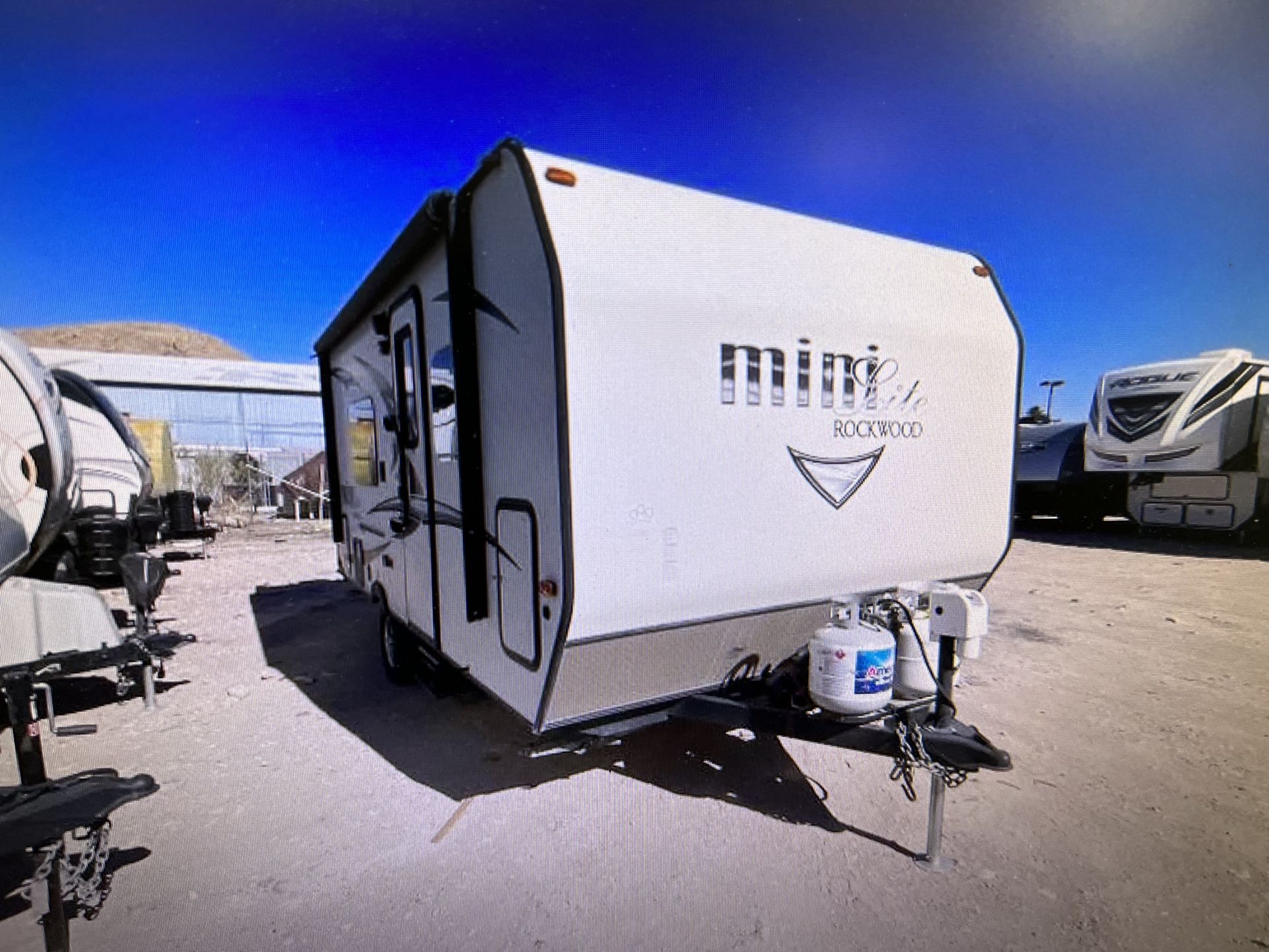 2017 ROCKWOOD MINI LITE 190S