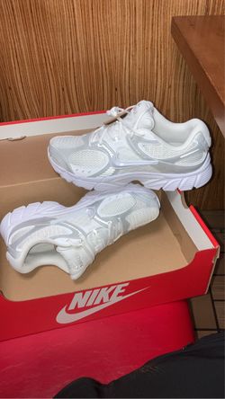 Nike V5 RNR Size 11 Men’s