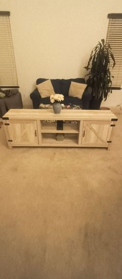 Tv stand