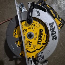 Dewalt 