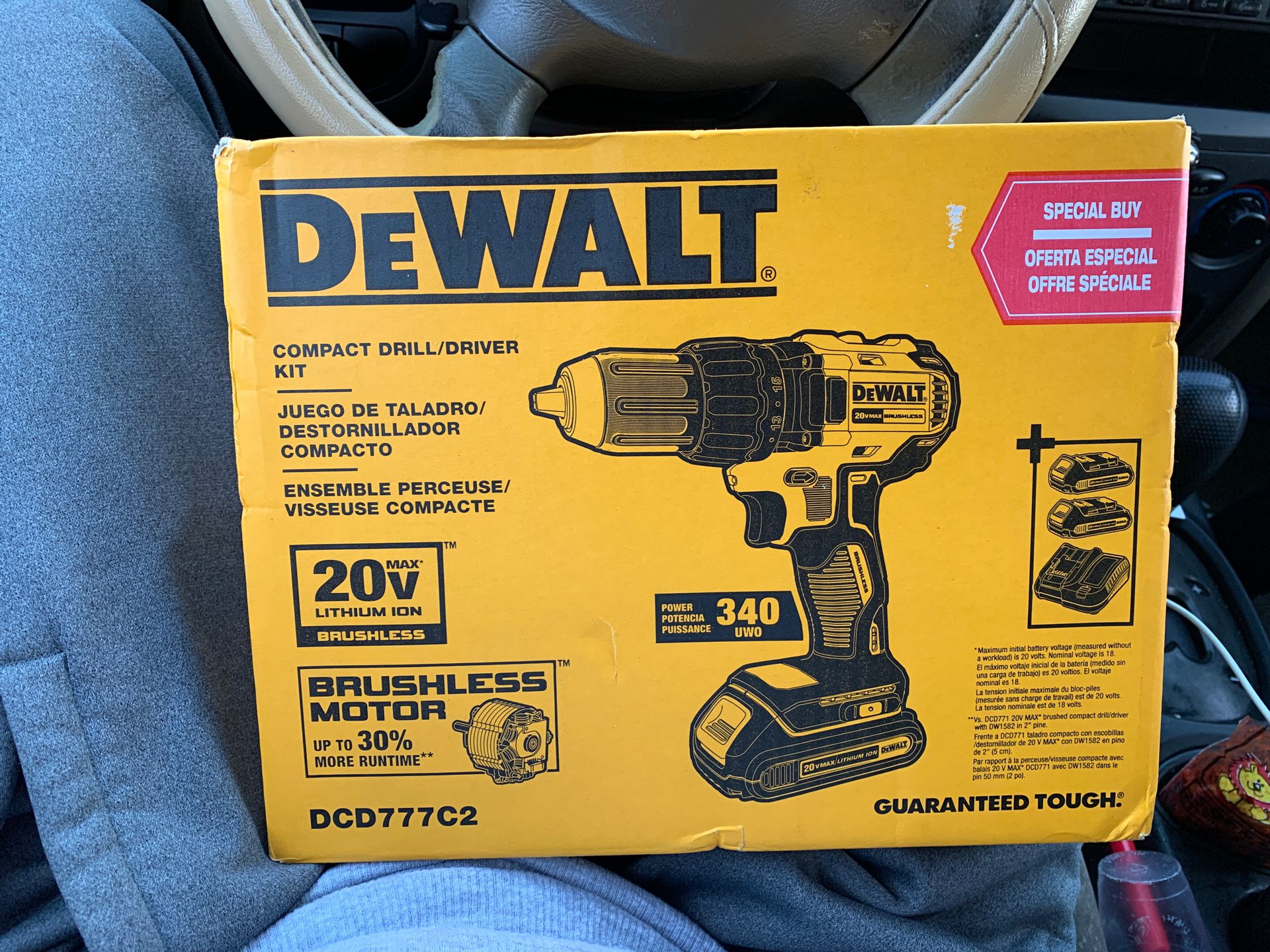 DeWalt compact drill/ driver kit