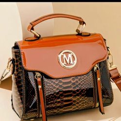 Brand New Women's Crossbody Bag 
