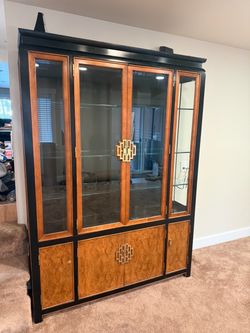 Free Lighted Display Cabinet