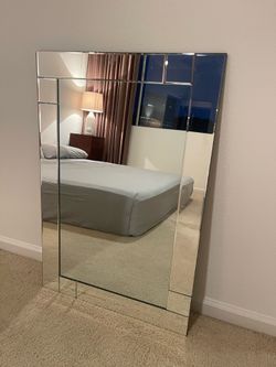 Frameless Beveled Glass Wall Mirror 24 x 36