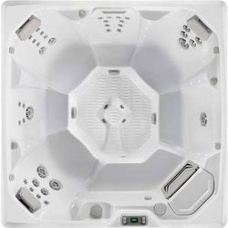 Full Sized Hi End 13k Hot Springs Spa   ///////////