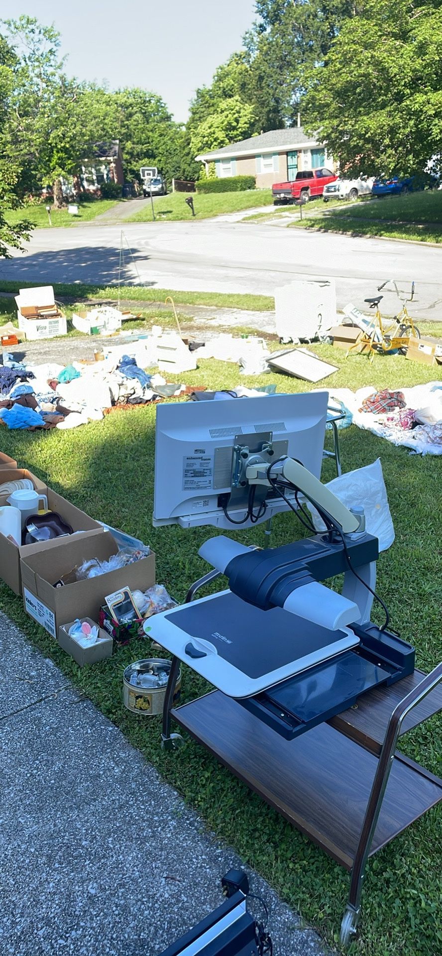 Multi Family Yard Sale Lots Of Vintage