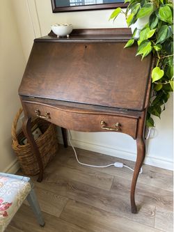 Secretary writing desk