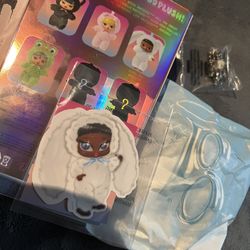 Sasha bratzziez iconz series plush keychain