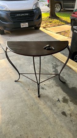 Half Table