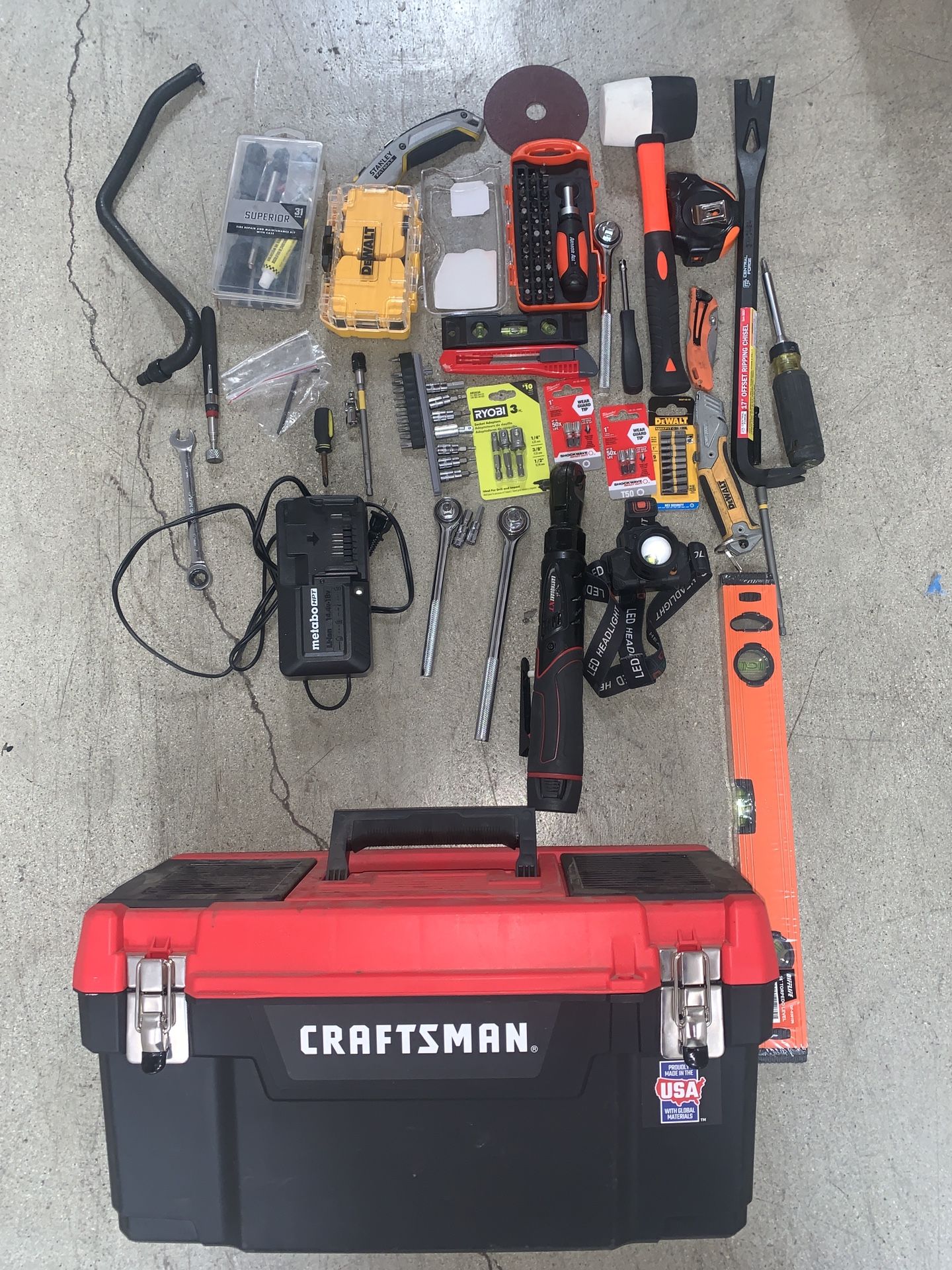 Bunch Of Tools For The Low