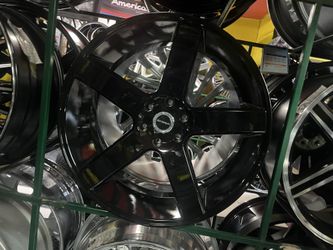 24 Inch Strada Wheels