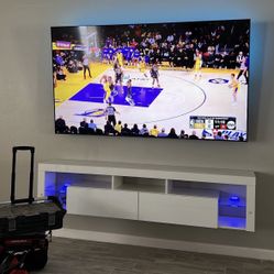TV MOUNT