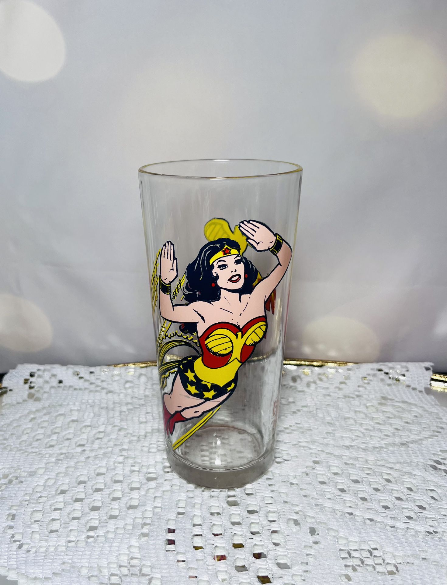 Vintage 1978 DC Comics Wonder Woman Collectible Pepsi Glass Collector Series