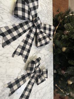Christmas Holiday Decor, Plaid & Burlap Bows