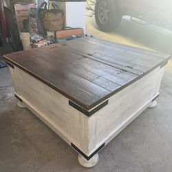 4x4 Coffee/ Storage Table 