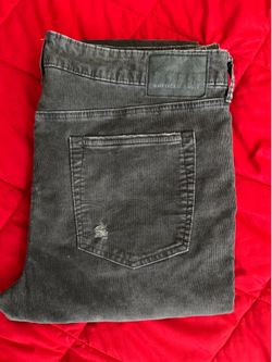 American Eagle men’s jeans