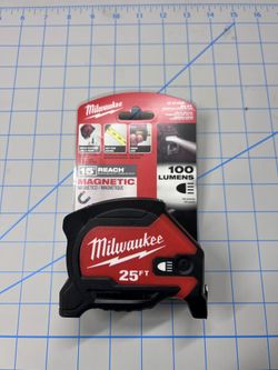 Milwaukee 25ft Tape Measure With LED 48-22-0428