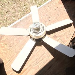 White 52 inch Ceiling Fan