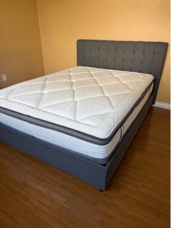 Queen size bed with mattress