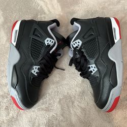 Bred Retro Jordan 4s