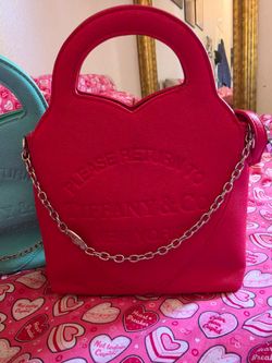 Crossbody purse