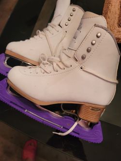 Elle By Jackson Ice Skates Size 6R