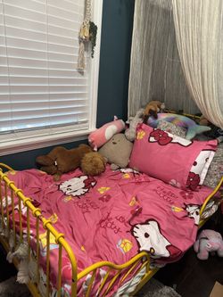 Kids Bed And Canopy